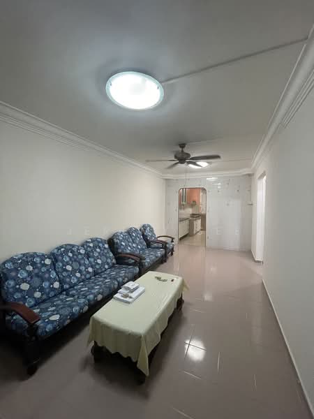 368 Bukit Batok Street 31, 368 Bukit Batok Street 31, 2 Bedrooms, 732 sqft, HDB Flat For Rent, by Jeremy See, 24118134 - PropertyGuru.com.sg