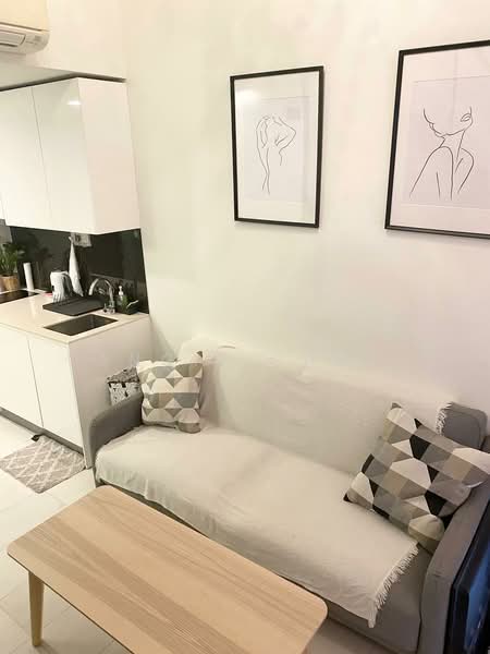 Metro Loft Condominium For Sale at S$ 850,000 | PropertyGuru Singapore