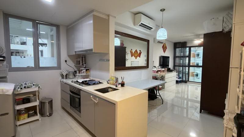 Prive, 35 Punggol Field, Hougang / Punggol / Sengkang, 2 Bedrooms, 775 sqft, Executive Condominium For Sale, by George Ying, 24121229 - Kitchen - PropertyGuru.com.sg