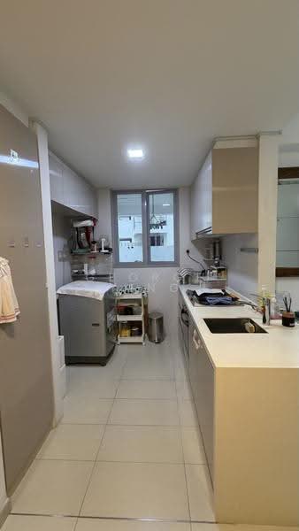 Prive, 35 Punggol Field, Hougang / Punggol / Sengkang, 2 Bedrooms, 775 sqft, Executive Condominium For Sale, by George Ying, 24121229 - Kitchen - PropertyGuru.com.sg