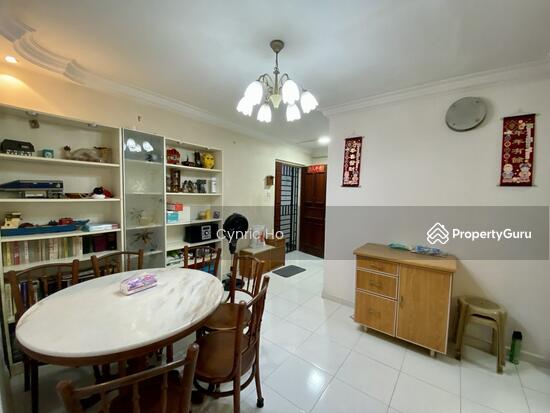 For Rent - 601 Jurong West Street 62