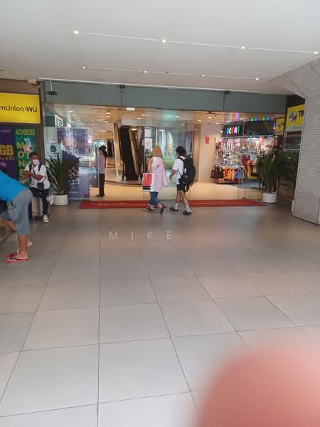 Peninsula Plaza, 111 North Bridge Road, 620 sqft, Other Retail For Sale, by Mike ., 24123638 - CommercialGuru.com.sg