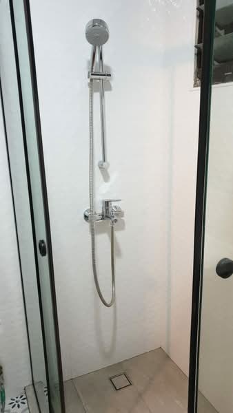 818B Choa Chu Kang Avenue 1, 818B Choa Chu Kang Avenue 1, Room Rental, 150 sqft, HDB Flat For Rent, by Vanessa Tan, 24124248 - PropertyGuru.com.sg