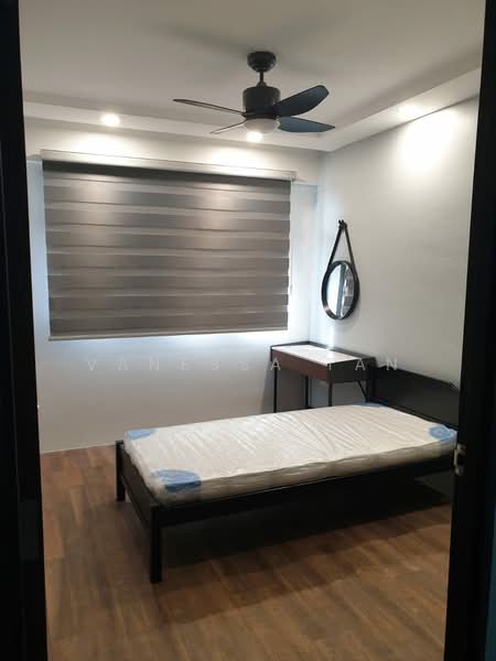 818B Choa Chu Kang Avenue 1, 818B Choa Chu Kang Avenue 1, Room Rental, 150 sqft, HDB Flat For Rent, by Vanessa Tan, 24124248 - PropertyGuru.com.sg