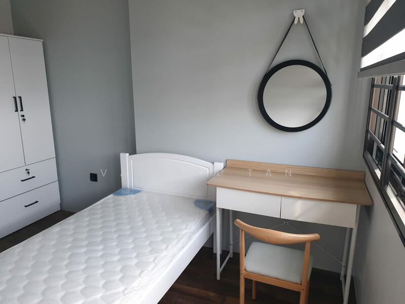 818B Choa Chu Kang Avenue 1, 818B Choa Chu Kang Avenue 1, Room Rental, 150 sqft, HDB Flat For Rent, by Vanessa Tan, 24124248 - PropertyGuru.com.sg