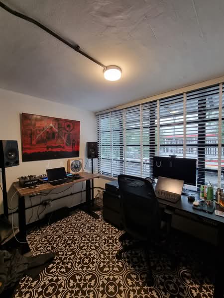 71 Seng Poh Road, 71 Seng Poh Road, 2 Bedrooms, 750 sqft, Walk-up Apartment For Rent, by James Chui, 24124345 - PropertyGuru.com.sg