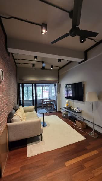 71 Seng Poh Road, 71 Seng Poh Road, 2 Bedrooms, 750 sqft, Walk-up Apartment For Rent, by James Chui, 24124345 - PropertyGuru.com.sg