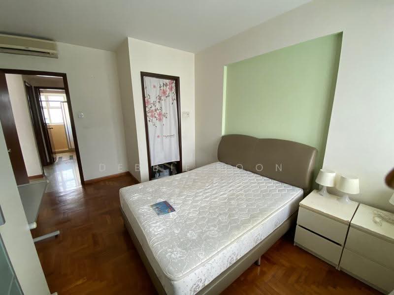 The Warren, 51 Choa Chu Kang Loop, Dairy Farm / Bukit Panjang / Choa Chu Kang, 3 Bedrooms, 1,238 sqft, Condominium For Rent, by Debbie Hoon, 24124380 - PropertyGuru.com.sg