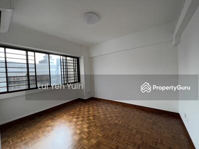 For Rent - Lucky Plaza
