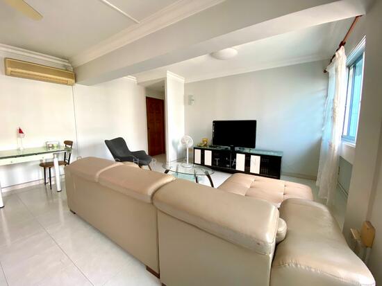 For Rent - 407 Sembawang Drive