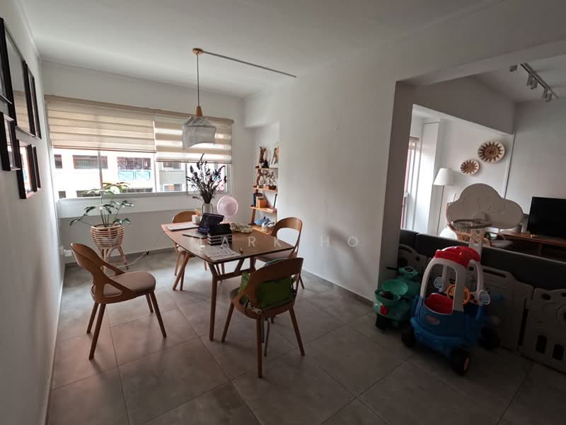 712 Tampines Street 71, 712 Tampines Street 71, 3 Bedrooms, 1,280 sqft, HDB Flat For Sale, by Mark Ho, 24125637 - PropertyGuru.com.sg