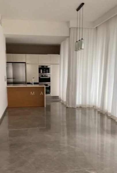 For Rent - Nouvel 18