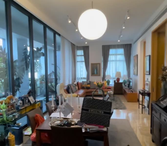 For Rent - Nouvel 18