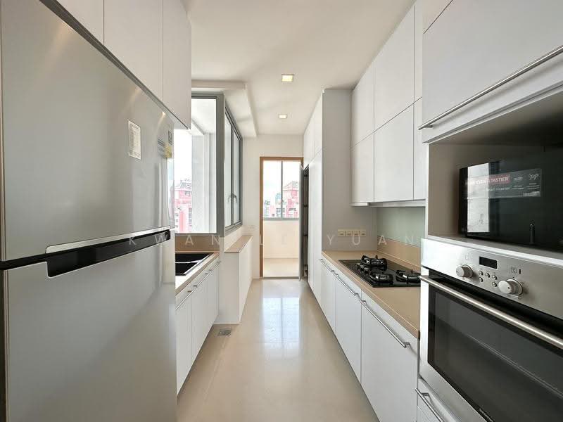 Leonie Hill Residences, 1 Leonie Hill Road, Orchard / River Valley, 2 Bedrooms, 1,389 sqft, Apartment For Rent, by Kwan Le Yuan, 24127062 - Kitchen - PropertyGuru.com.sg