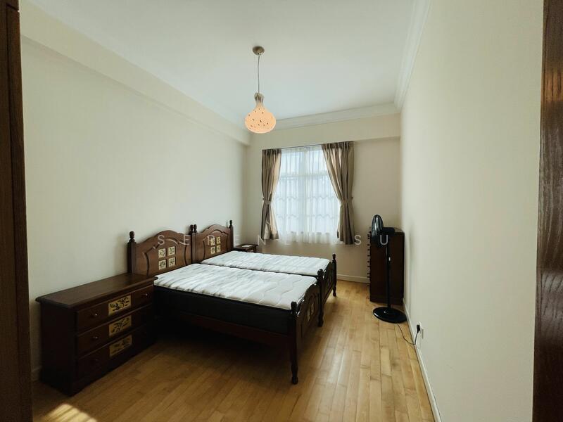For Rent - Landbay Condo