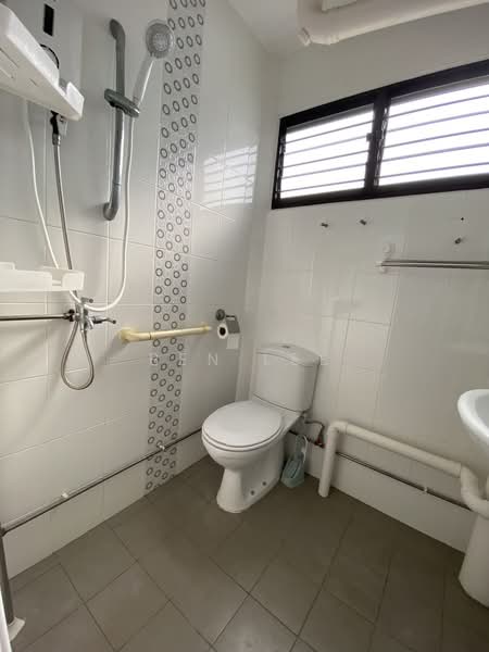 318 Bukit Batok Street 32, 318 Bukit Batok Street 32, 3 Bedrooms, 1,055 sqft, HDB Flat For Rent, by Ben Lee, 24127754 - PropertyGuru.com.sg