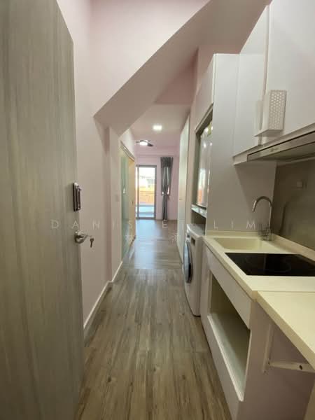 #1 Loft, 1 Lorong 24 Geylang, Studio, 280 sqft, Apartment For Rent, by Danis ET Lim 林永添, 24127902 - PropertyGuru.com.sg