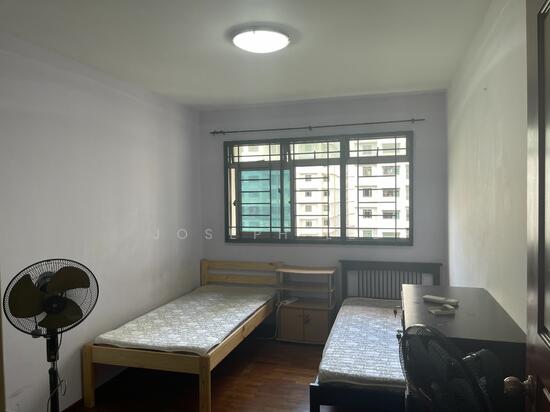 For Rent - 675B Jurong West Street 64