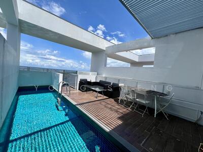 For Sale - Spottiswoode 18