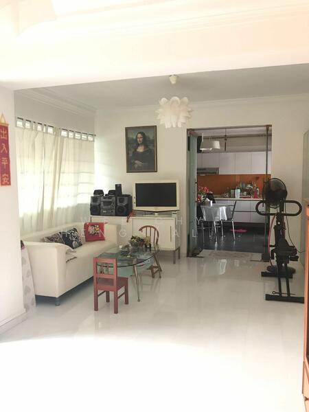 For Rent - 3A Holland Close