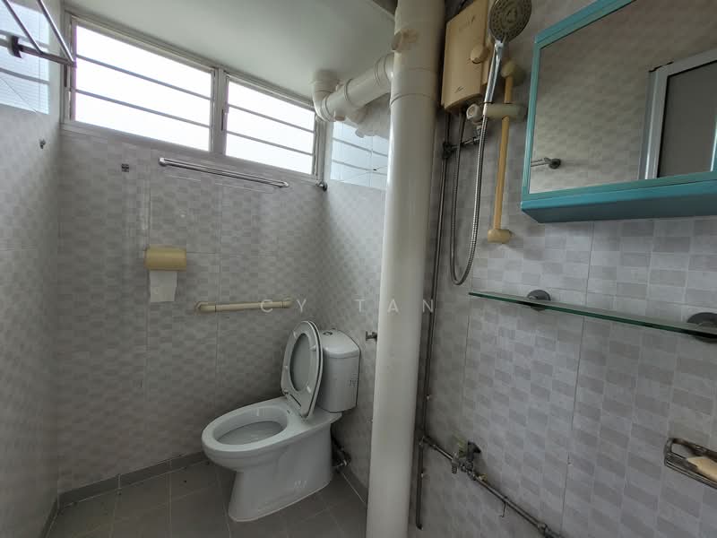427 Clementi Avenue 3, 427 Clementi Avenue 3, 3 Bedrooms, 980 sqft, HDB Flat For Rent, by CY Tan, 24134292 - PropertyGuru.com.sg