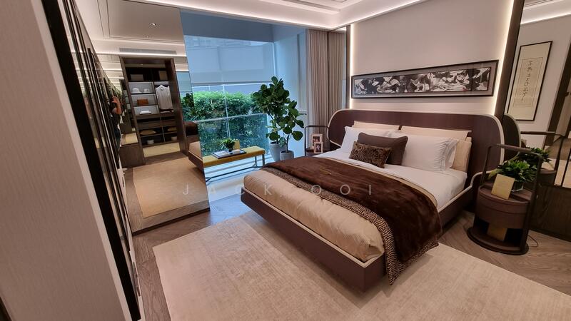 For Sale - Klimt Cairnhill