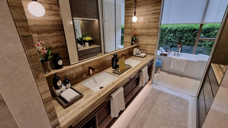 For Sale - Klimt Cairnhill