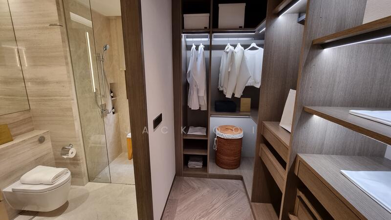 For Sale - Klimt Cairnhill