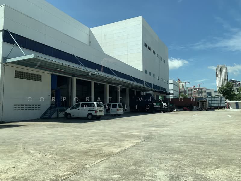 CLEMENTI MNC FITTED BUSINESS SPACE, STORAGE AREA off PIE/AYE near City, CLEMENTI/ PIE/ AYE Contact: +6596881177 Adrian.Koh@corporatevisions.com.sg, 4,500 sqft, Warehouse For Rent, by KOH HOONG TSE (ADRIAN), 24135458 - CommercialGuru.com.sg