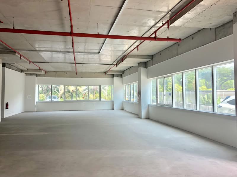CLEMENTI MNC FITTED BUSINESS SPACE, STORAGE AREA off PIE/AYE near City, CLEMENTI/ PIE/ AYE Contact: +6596881177 Adrian.Koh@corporatevisions.com.sg, 4,500 sqft, Warehouse For Rent, by KOH HOONG TSE (ADRIAN), 24135458 - CommercialGuru.com.sg