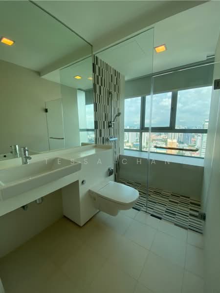 Southbank, 881 North Bridge Road, 2 Bedrooms, 969 sqft, Condominium For Rent, by Tessa Chan, 24135987 - Master Bathroom - PropertyGuru.com.sg