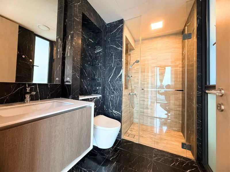 J Gateway, 2 Gateway Drive, 3 Bedrooms, 893 sqft, Condominium For Rent, by Elgin Tan, 24136801 - PropertyGuru.com.sg