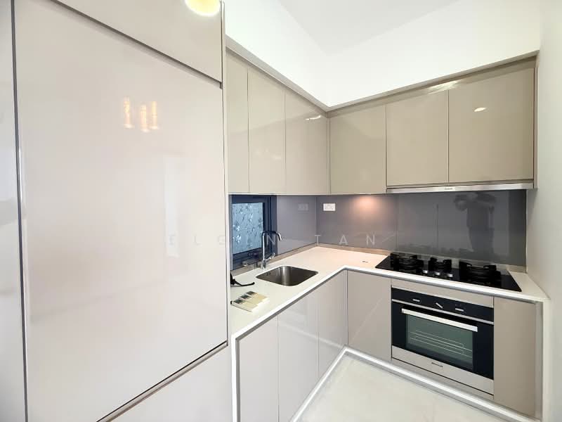 J Gateway, 2 Gateway Drive, 3 Bedrooms, 893 sqft, Condominium For Rent, by Elgin Tan, 24136801 - PropertyGuru.com.sg