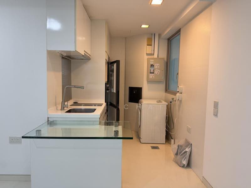 Nathan Residences, 25 Nathan Road, Tanglin / Holland / Bukit Timah, 1 Bedroom, 592 sqft, Condominium For Rent, by Emi Chai, 24137783 - Kitchen - PropertyGuru.com.sg