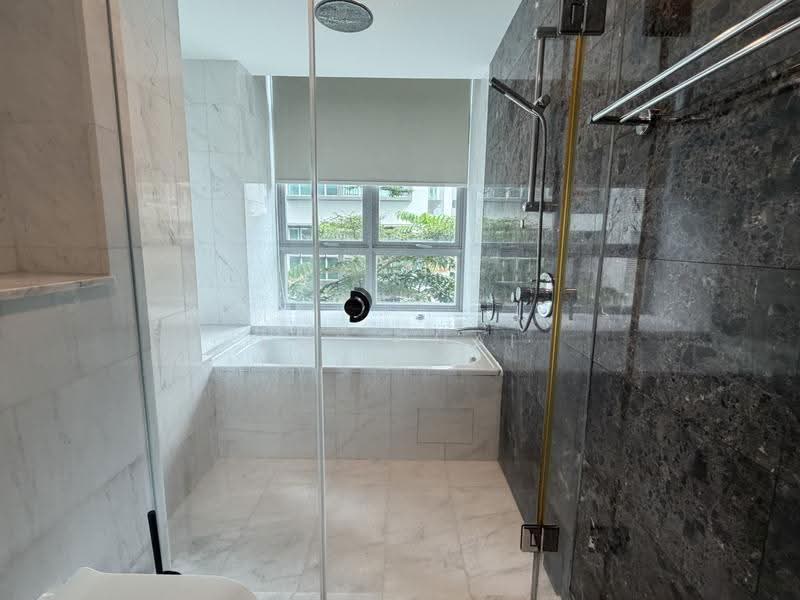 Nathan Residences, 25 Nathan Road, Tanglin / Holland / Bukit Timah, 1 Bedroom, 592 sqft, Condominium For Rent, by Emi Chai, 24137783 - Bathroom - PropertyGuru.com.sg