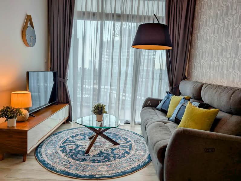 J Gateway, 6 Gateway Drive, 2 Bedrooms, 678 sqft, Condominium For Rent, by Evone Yap, 24138075 - PropertyGuru.com.sg