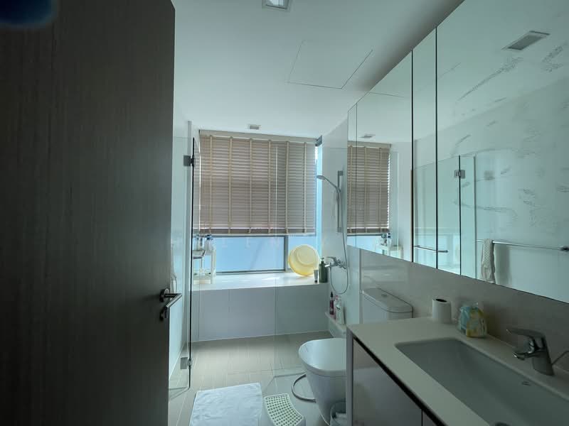 Hundred Trees, 83 West Coast Drive, 3 Bedrooms, 1,303 sqft, Condominium For Rent, by Helen Yau, 24138597 - PropertyGuru.com.sg