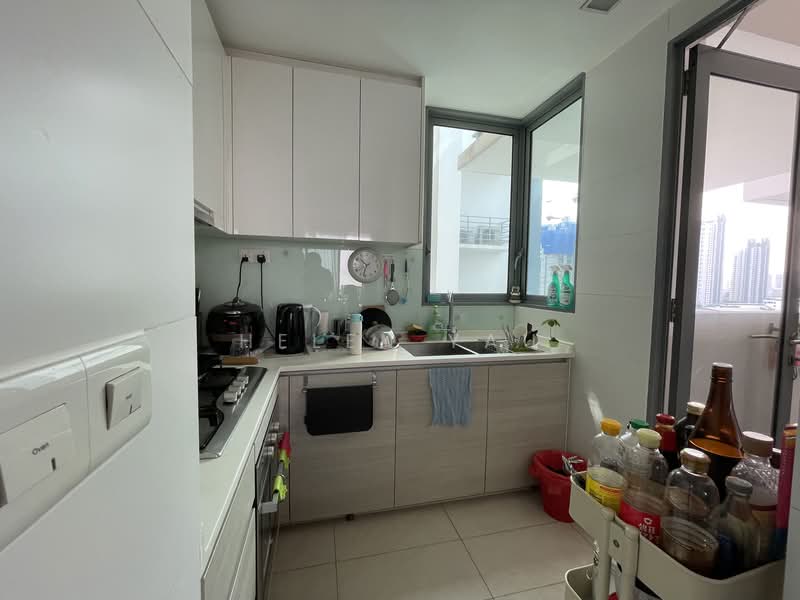 Hundred Trees, 83 West Coast Drive, 3 Bedrooms, 1,303 sqft, Condominium For Rent, by Helen Yau, 24138597 - PropertyGuru.com.sg