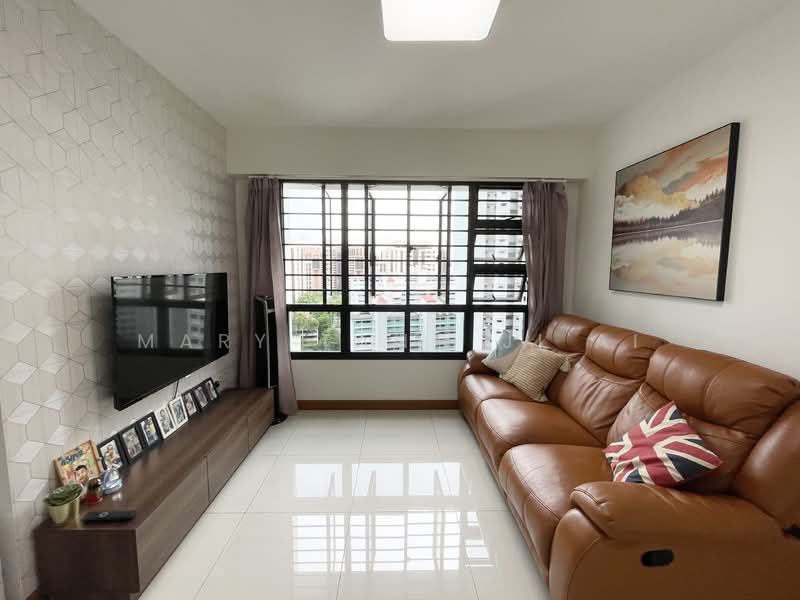 29 Ghim Moh Link, 29 Ghim Moh Link, 3 Bedrooms, 1,001 sqft, HDB Flat For Sale, by Mary Tang Ji'Ai, 24138668 - Living room with a view! - PropertyGuru.com.sg