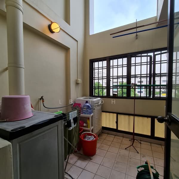 893C Woodlands Drive 50, 893C Woodlands Drive 50, 4 Bedrooms, 1,560 sqft, HDB Flat For Sale, by LB Toh, 24138809 - PropertyGuru.com.sg