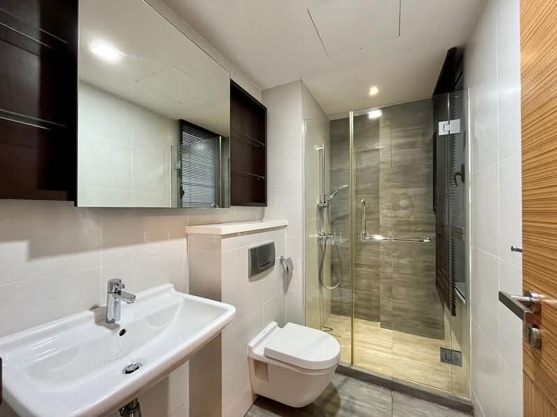 The Ford @ Holland, 1 Ford Avenue, Tanglin / Holland / Bukit Timah, 4 Bedrooms, 3,294 sqft, Cluster House For Rent, by Eirene Phua, 24139610 - L2: Common bath - PropertyGuru.com.sg