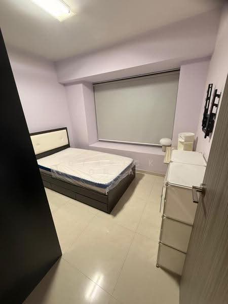 61B Strathmore Avenue, 61B Strathmore Avenue, Alexandra / Commonwealth, Room Rental, 150 sqft, HDB Flat For Rent, by Derrick Chia, 24140617 - Bedroom - PropertyGuru.com.sg
