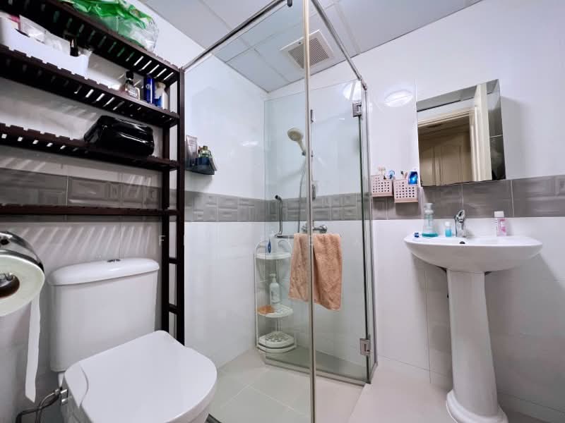 Central Green, 9 Jalan Membina, 3 Bedrooms, 1,690 sqft, Condominium For Rent, by Freddie Xu, 24140677 - PropertyGuru.com.sg