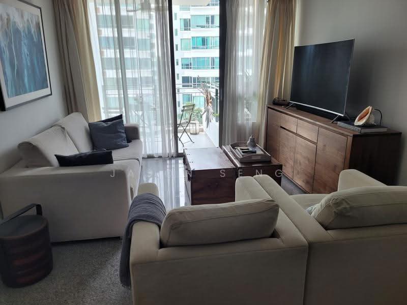 Casa Merah, 72 Tanah Merah Kechil Avenue, Bedok / Upper East Coast, 2 Bedrooms, 990 sqft, Condominium For Rent, by Jason Seng, 24141351 - Living Room - PropertyGuru.com.sg