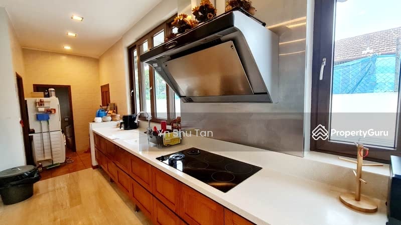For Rent - Rare Bungalow house @ Matlock Rise