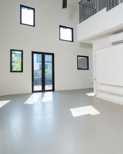 Inter-terrace at Casuarina Road, Casuarina Road, 2 Bedrooms, 2,000 sqft, Terraced House For Rent, by Boon Chong Ng, 24142147 - PropertyGuru.com.sg