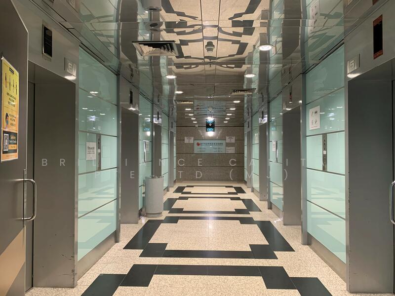 Peninsula Plaza, 111 North Bridge Road, 872 sqft, Retail for rent, by