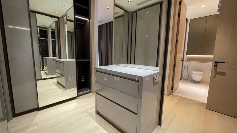 Dalkeith/Harlyn/Berrima Detached D11, , 7 Bedrooms, 7,800 sqft, Detached House For Rent, by Megan Tan, 24143284 - Junior ensuite walk in wardrobe - PropertyGuru.com.sg