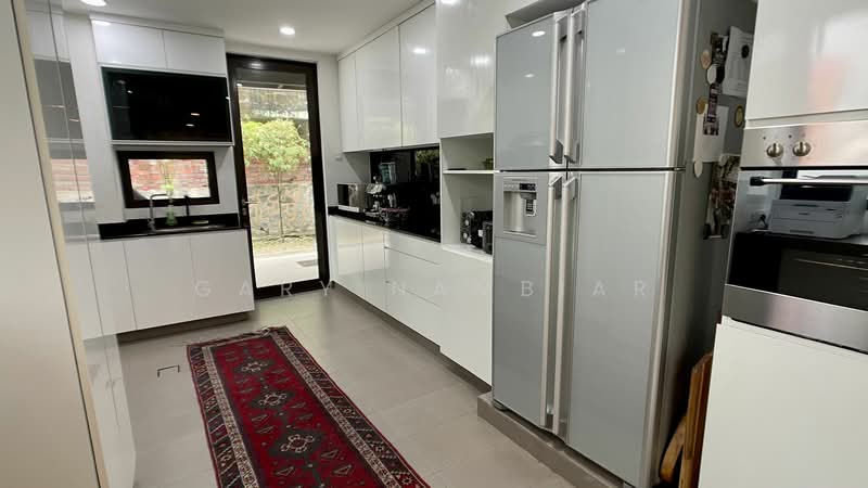 Sommerville road, Sommerville road, 5 Bedrooms, 3,300 sqft, Corner Terrace For Rent, by Gary Nambiar, 24146503 - Kitchen - PropertyGuru.com.sg