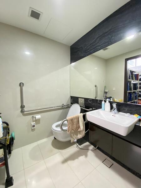 Eon Shenton, 70 Shenton Way, 1,100 sqft, Office For Sale, by Florence Wong, 24148212 - CommercialGuru.com.sg